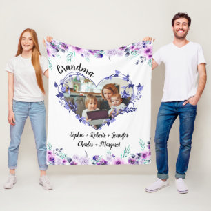 Grandma flower heart With Grandkids Names & Photo Fleece Blanket