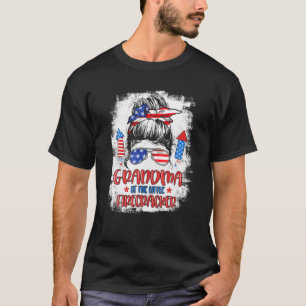 Grandma Mummy Of The Little Firecracker 4Th Of Jul T-Shirt