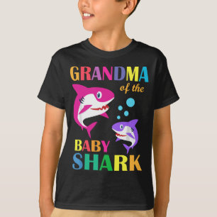 Grandma Of The Baby Birthday Shark Grandma Shark T-Shirt