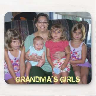 GRANDMA'S GIRLS MOUSE PAD