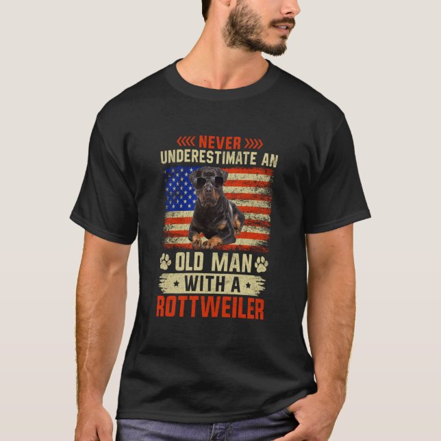 Grandpa Father Dog Never Underestimate Old man Rot T-Shirt (Front)
