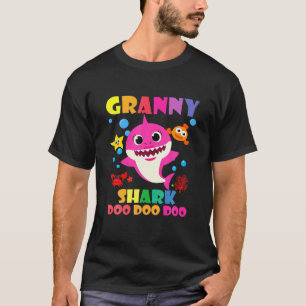 Granny Shark Doo Doo Funny Baby Mummy Daddy Kids T-Shirt