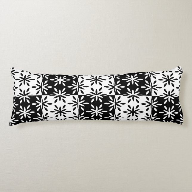 Graphic Black and White Geometric Flower Pattern Body Cushion (Front)