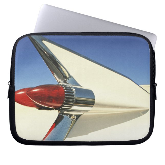 Graphic: Close-up of fin and taillight on Laptop Sleeve (Front)