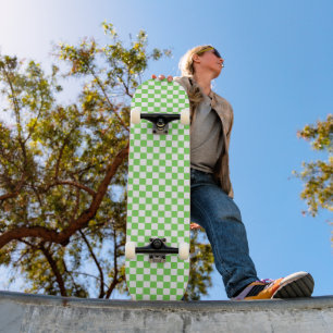 Grass green chequered skateboard
