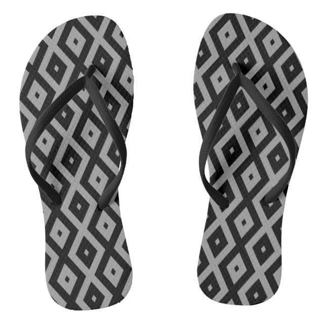 Gray and black diamond pattern thongs (Footbed)
