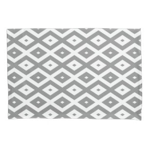Gray and white diamond pattern pillowcase