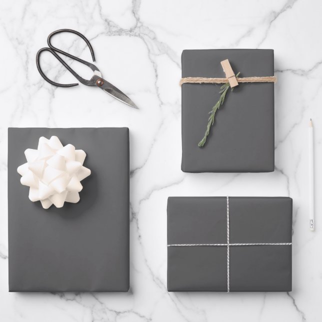 Gray gift wrap with floral wreath (Front)