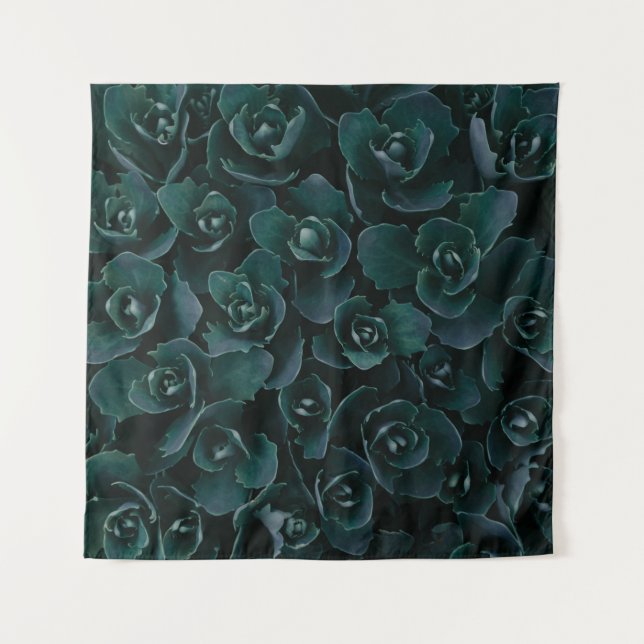 GRAY PETAL FLOWER IN BLOOM TAPESTRY (Front)