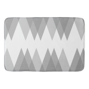 Gray triangles bath mat