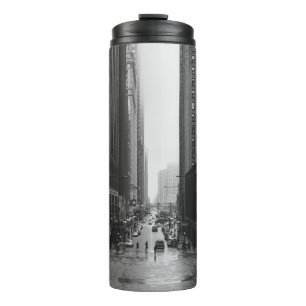 GRAYSCALE PHOTO OF CITY STREET THERMAL TUMBLER