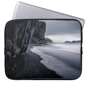 GRAYSCALE PHOTOGRAPHY OF SEASHORE AND CALM SEA LAPTOP SLEEVE