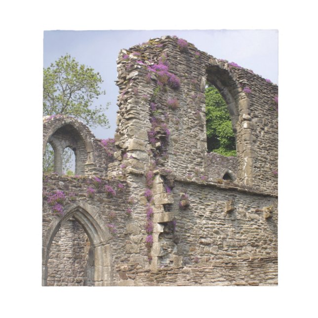 Great Britain, United Kingdom, Scotland. Ruins 2 Notepad (Front)