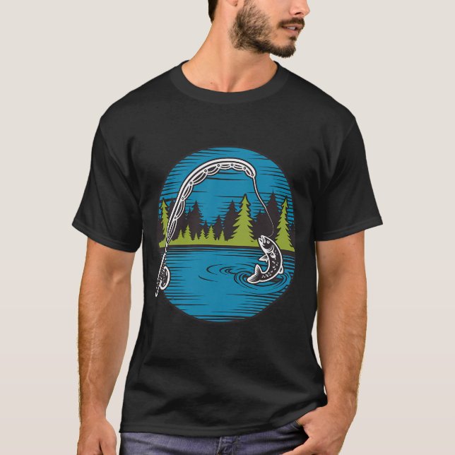 Great catch of pike T-Shirt (Front)