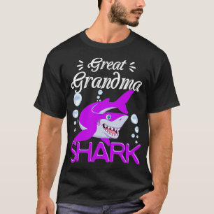 Great Grandma Shark Funny Family Mothers Day  T-Shirt