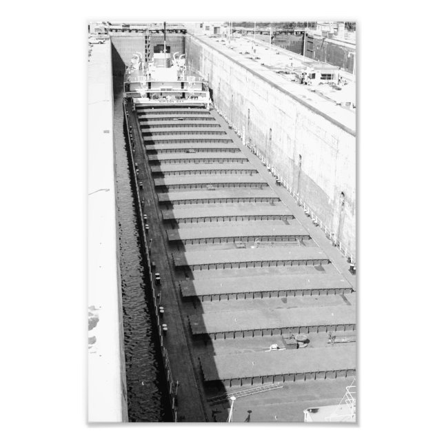 Great Lakes steamer Nipigon Bay in Welland Canal Photo Print (Front)