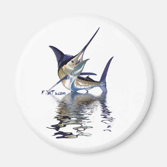 Great marlin with reflection in water magnet (Front)