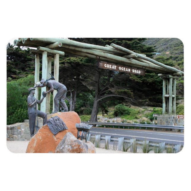 Great Ocean Road Memorial - magnet (Horizontal)