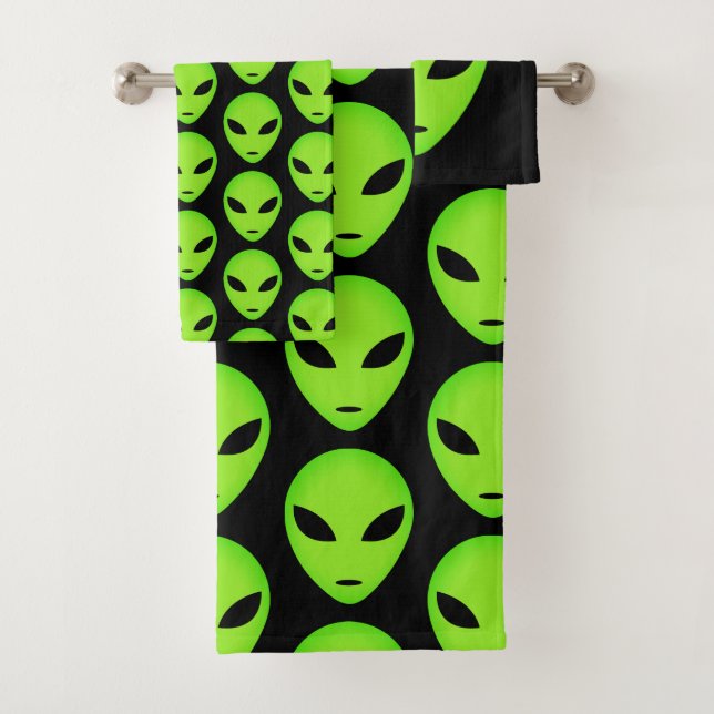 Green alien martian Bath Towel Set (Insitu)