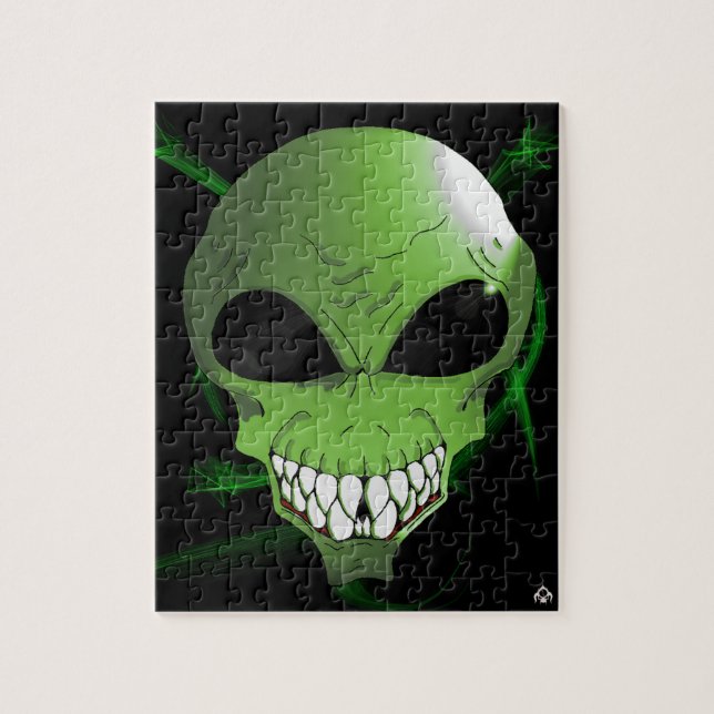Green Alien puzzle (Vertical)