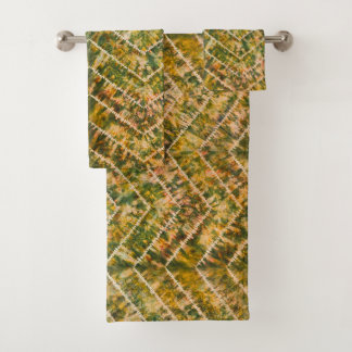 Green and Gold Tie Dye Chevron Pattern Bath Towel Set