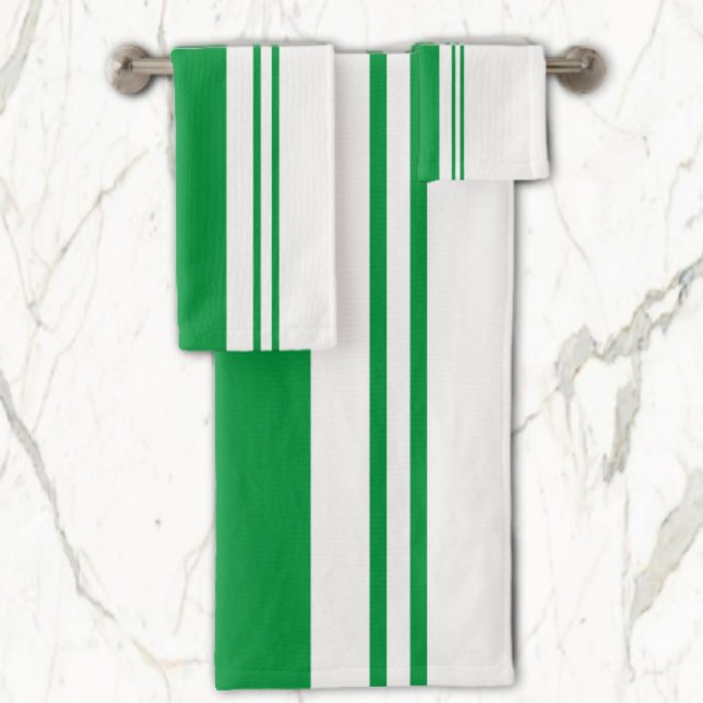 Green and White Bath Towel Set (Creator Uploaded)