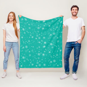 Green and White Christmas Snowflake Pattern Fleece Blanket