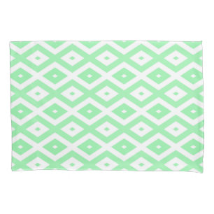 Green and white diamond pattern pillowcase