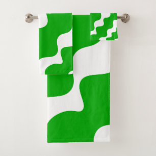Green and white slanting waves pattern  bath towel set