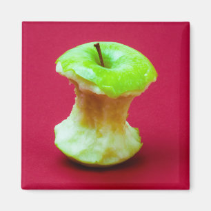 Green apple core magnet