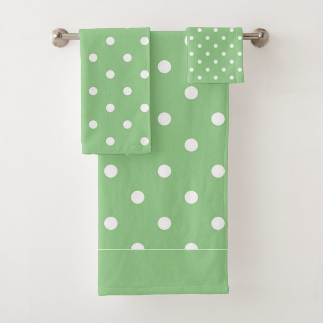 Green Apple Polka Dot Bath Towel Set (Insitu)