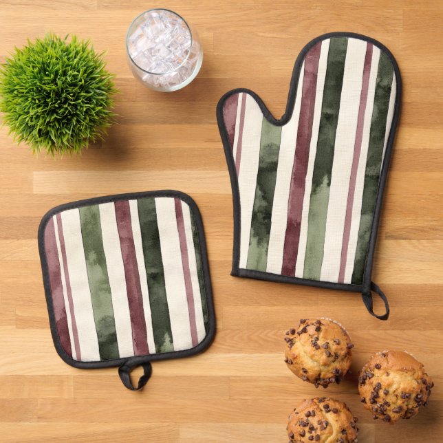 Green Burgundy Stripes Christmas Oven Mitt & Pot Holder Set (Top Down)