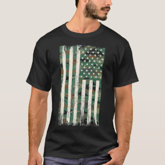 Green Camoue Retro American Flag Pielated Green Ca T-Shirt