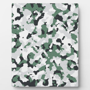 Green camouflage pattern plaque