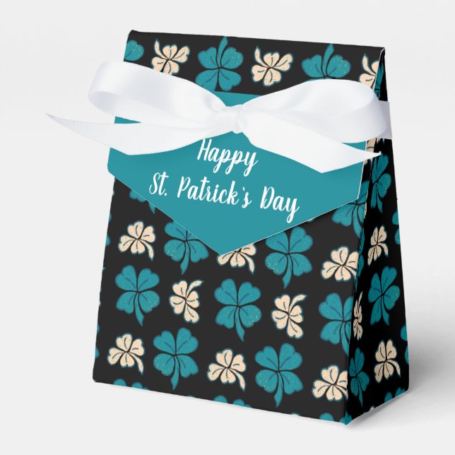 Green Clover Shamrock Pattern St. Patrick`s Day Favour Box (Front Side)