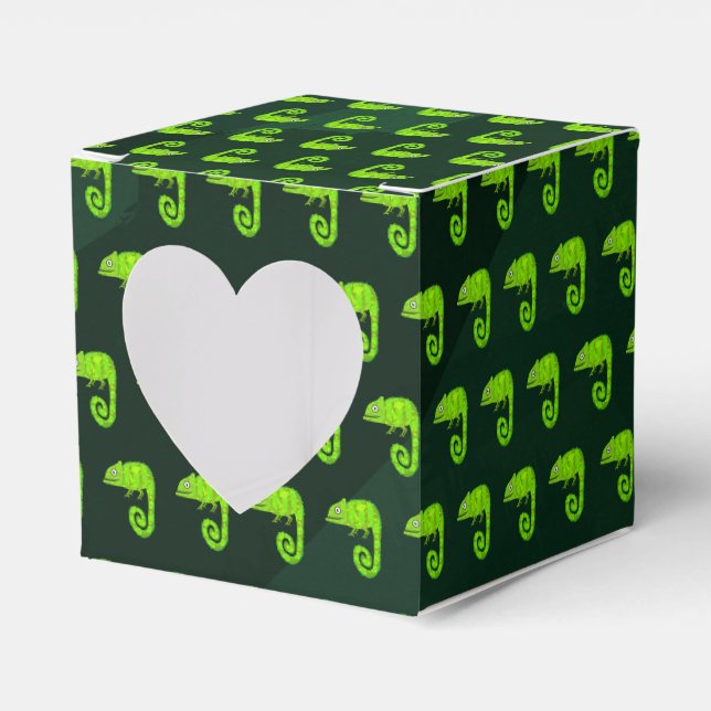 Green cute chameleon favour box (Front Side)