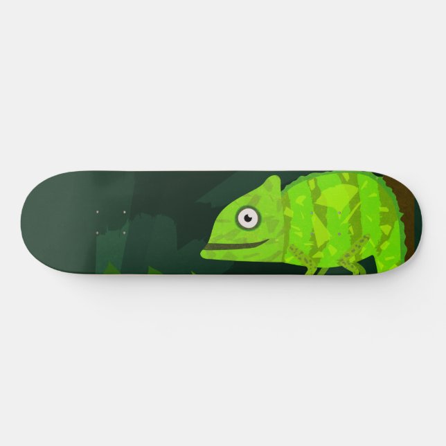 Green cute chameleon skateboard (Horz)
