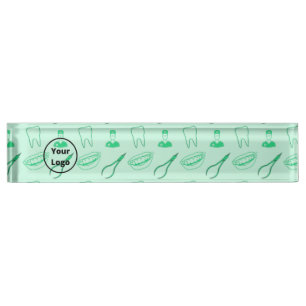 Green dentist pattern nameplate