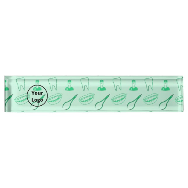 Green dentist pattern nameplate (Front)