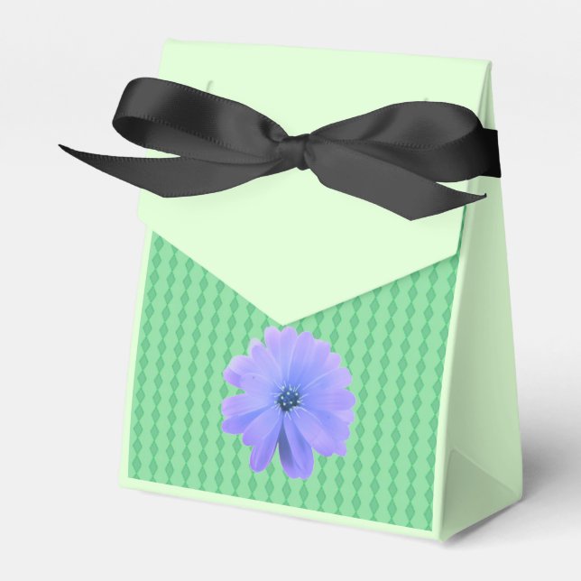 Green Diamond Pattern Purple Flower Favour Box (Front Side)