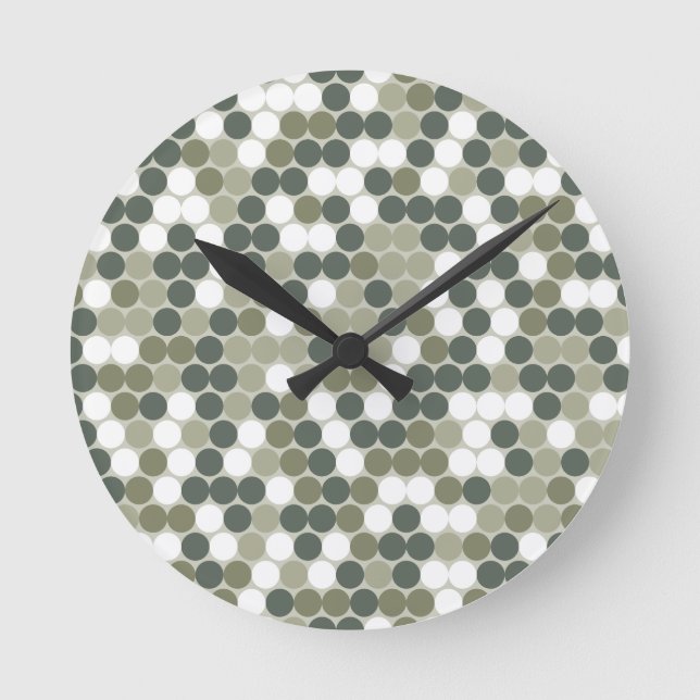 Green dots round clock (Front)
