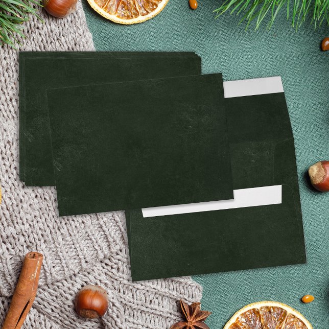 Green envelope for Christmas greeting cards (Creator Uploaded)