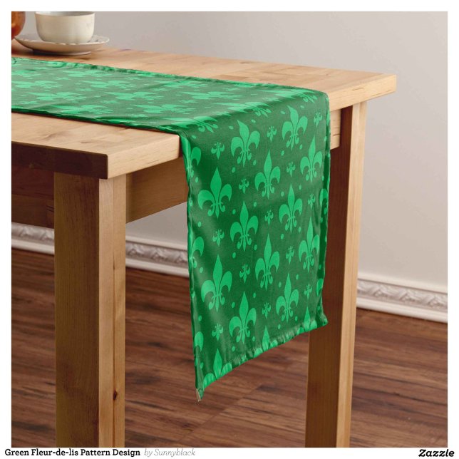 Green Fleur-de-lis Pattern Design  Short Table Runner (Creator Uploaded)