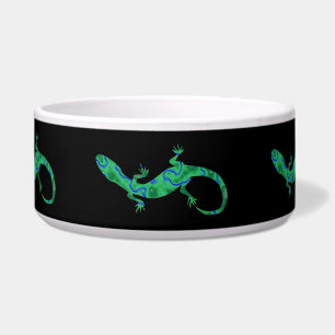 green geckos