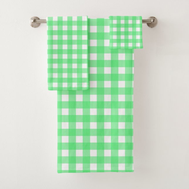 Green gingham bath towel set (Insitu)