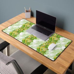 GREEN & GOLD IRISH SHAMROCKS HATS HORSESHOES DESK MAT
