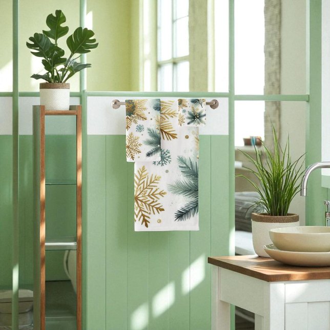Green Gold Snowflake Floral Holiday Bath Towel Set (Creator Uploaded)