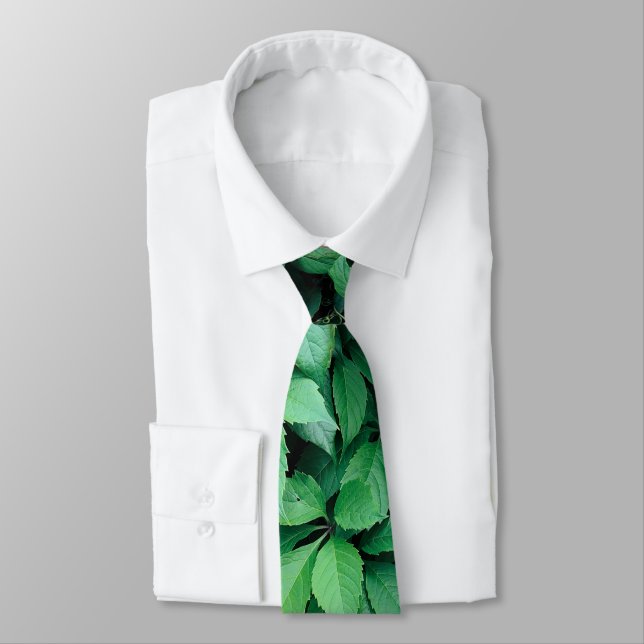 Green Grape Leaves Tie (Tied)