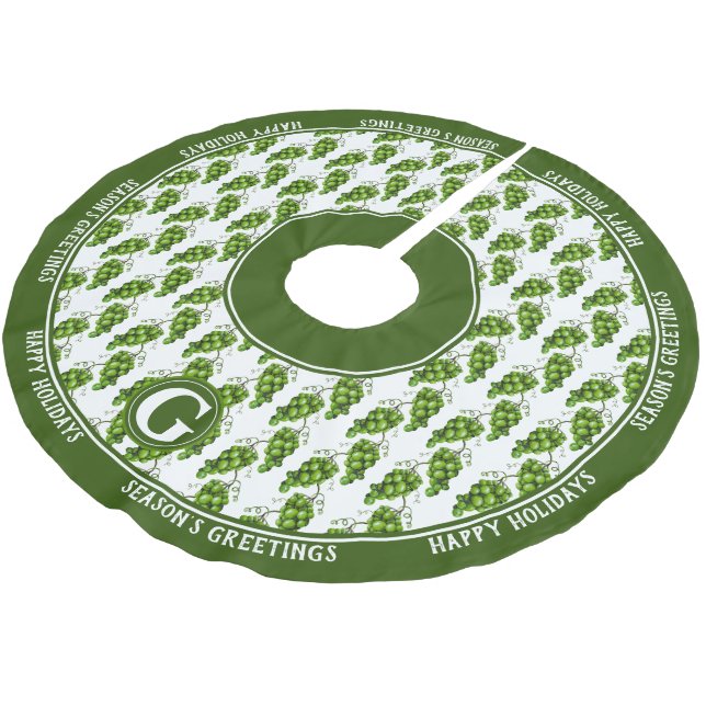 Green Grapes Tree Skirt (Angled)