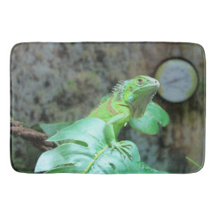 Green iguana bath mat